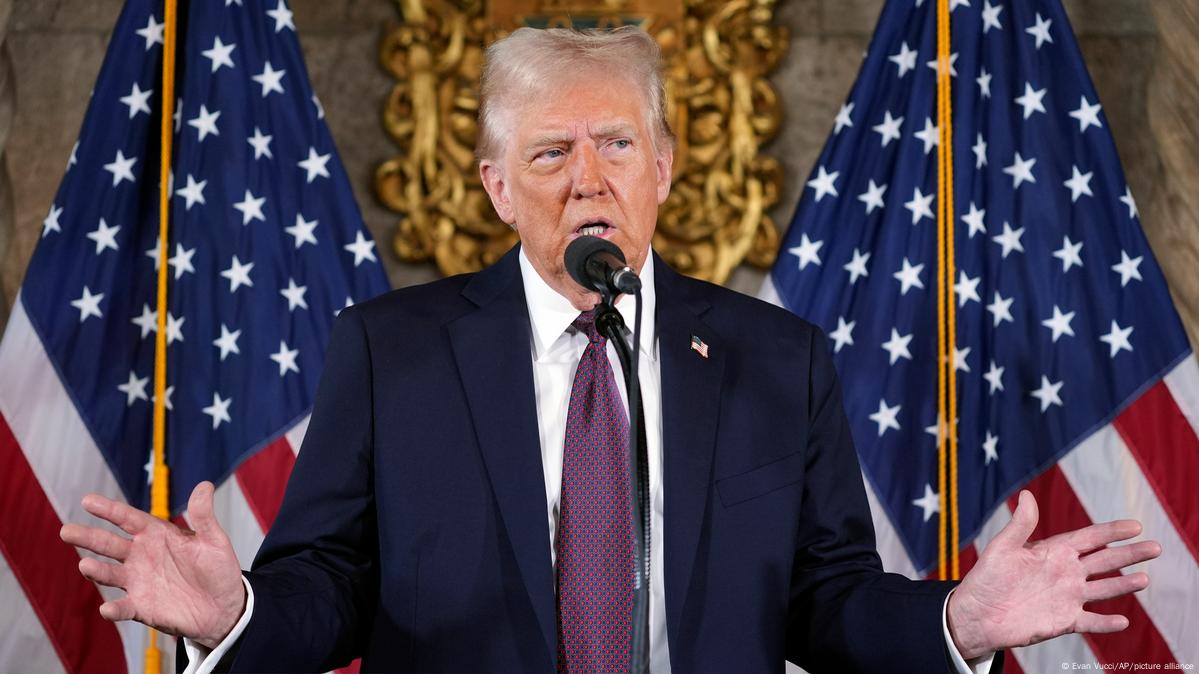 ترامب يهدد بإلغاء وقف إطلاق النار في غزة إذا لم يتم الإفراج عن الرهائن بحلول السبت